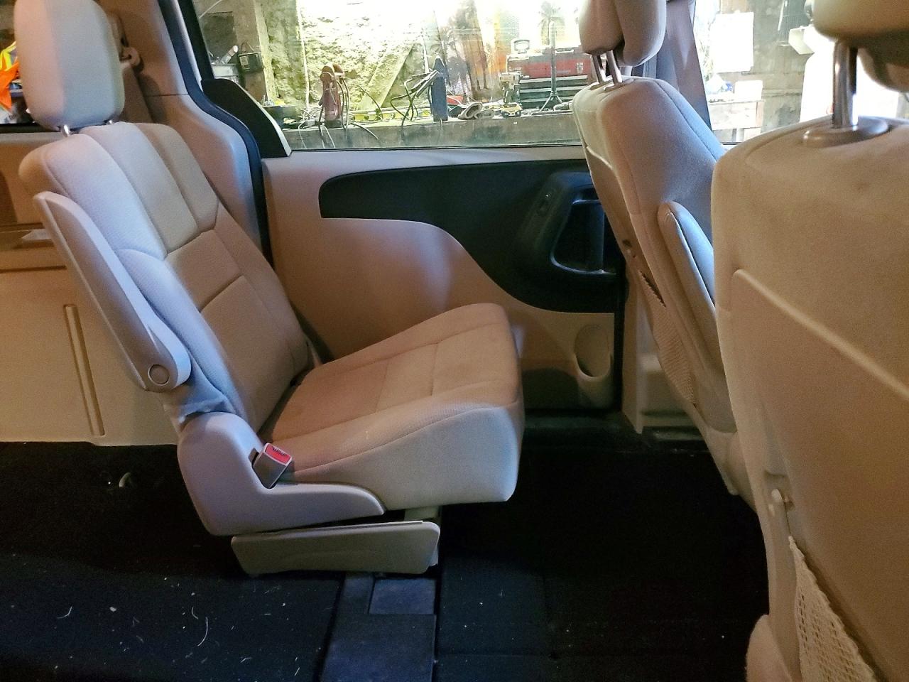 Dodge Caravan Sxt