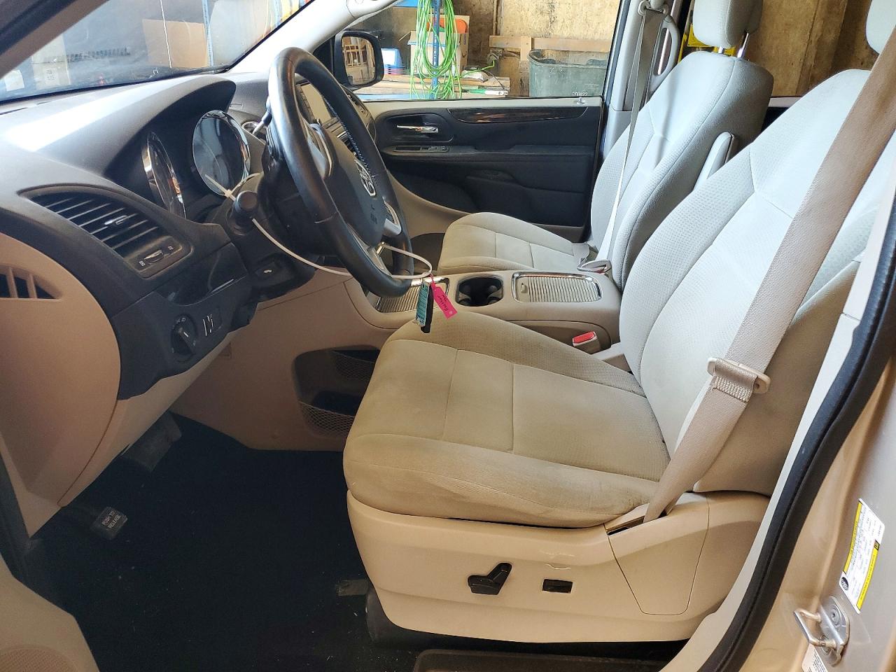 Dodge Caravan Sxt
