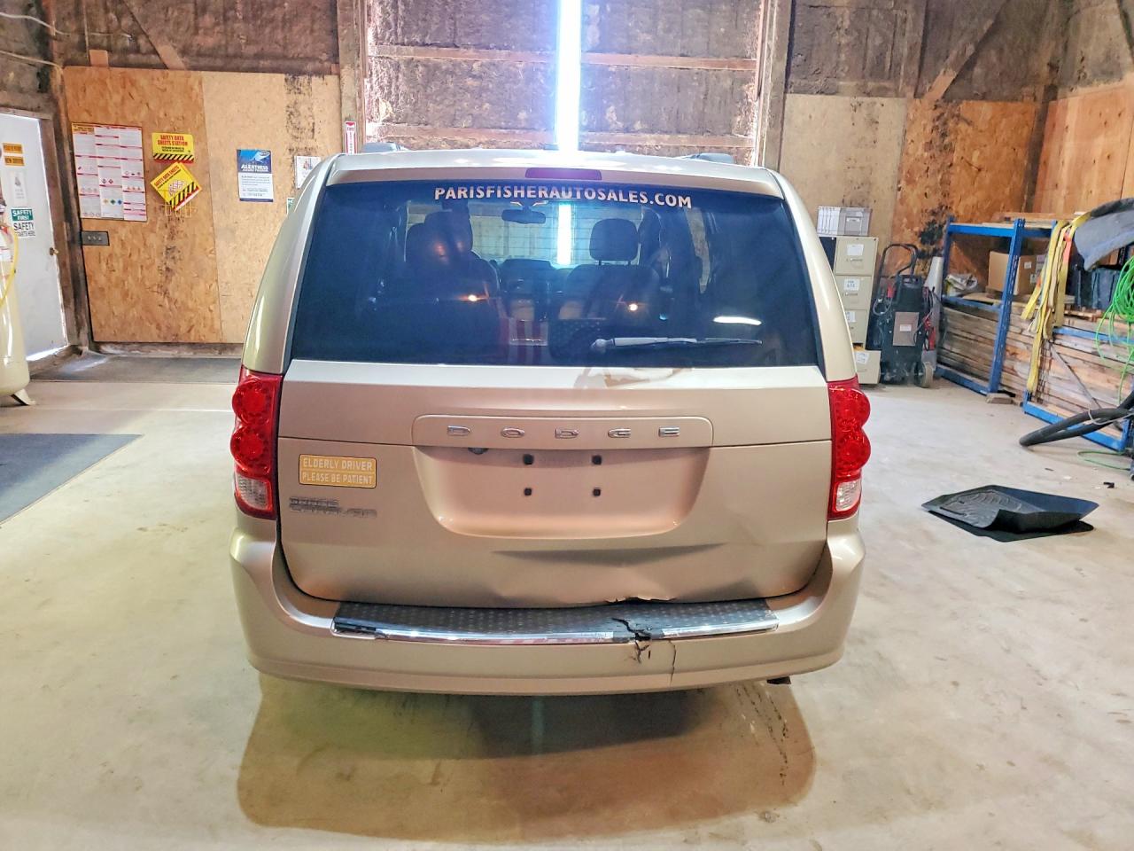 Dodge Caravan Sxt