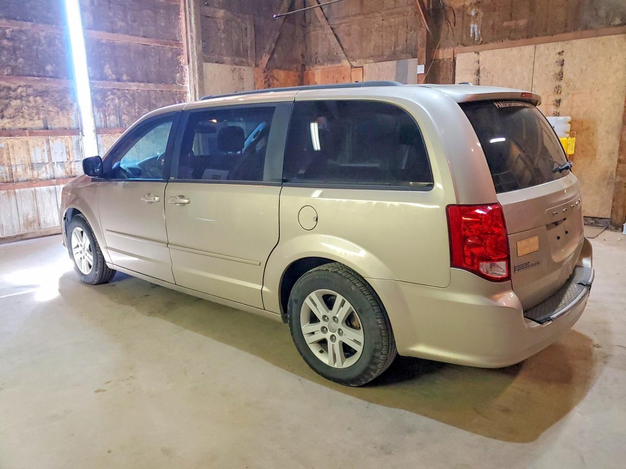 Dodge Caravan Sxt