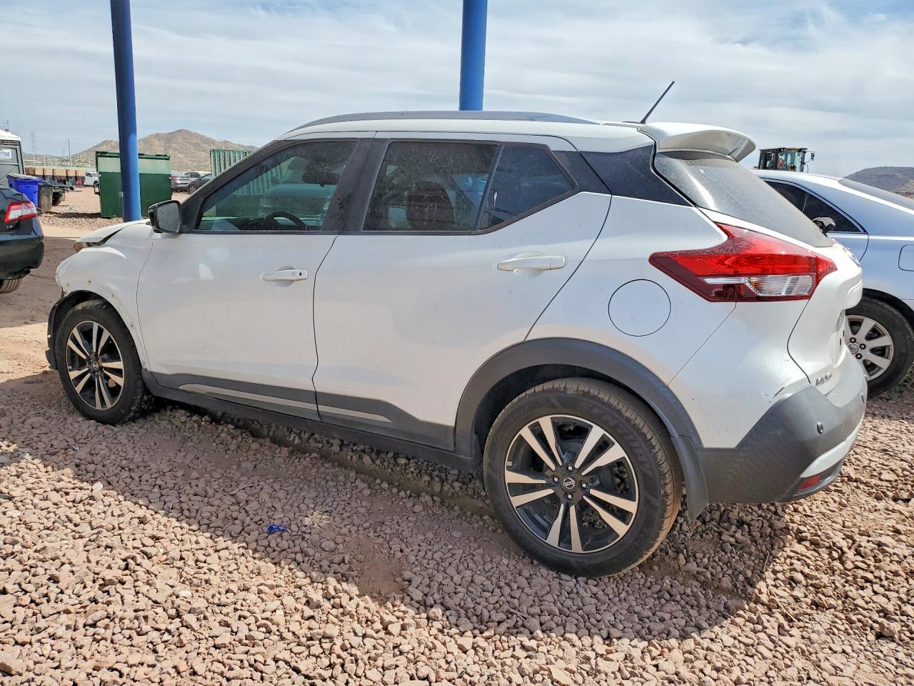 Nissan Kicks Sr