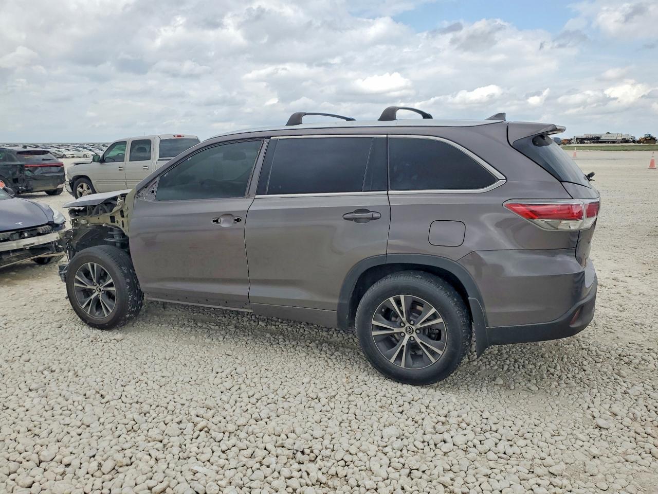 Toyota Highlander Xle
