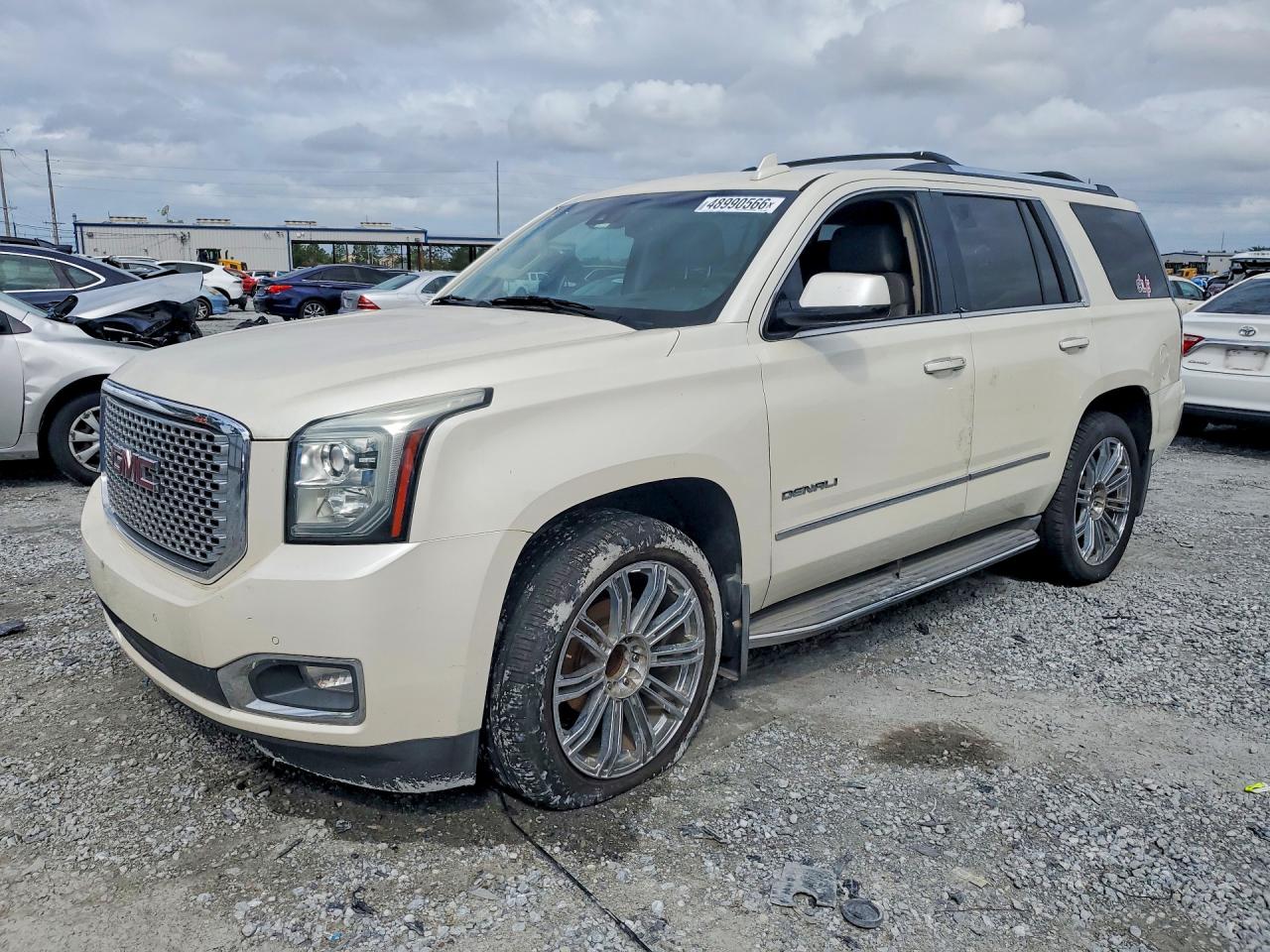 Salvage GMC Yukon Image