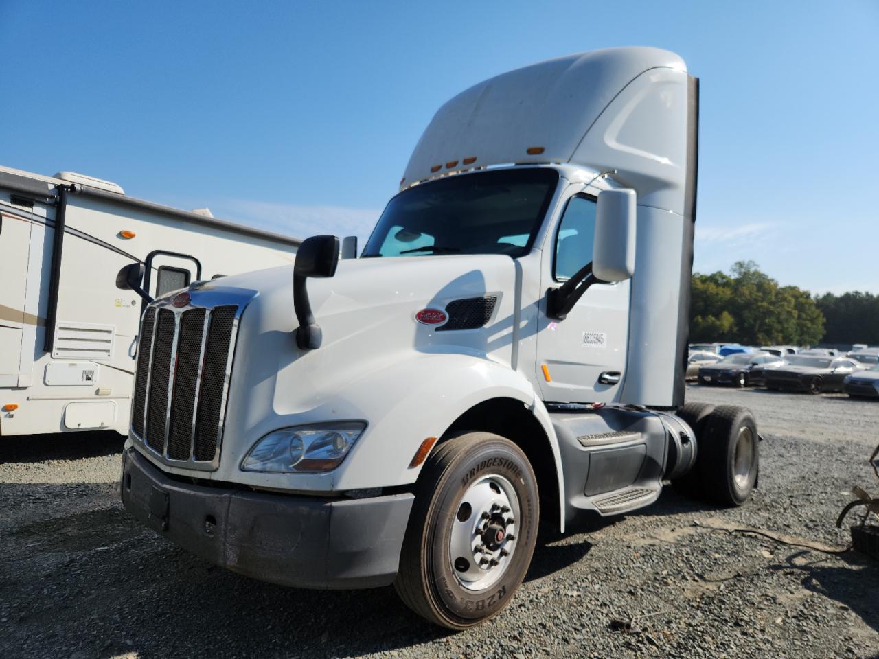 Peterbilt Tractor 579