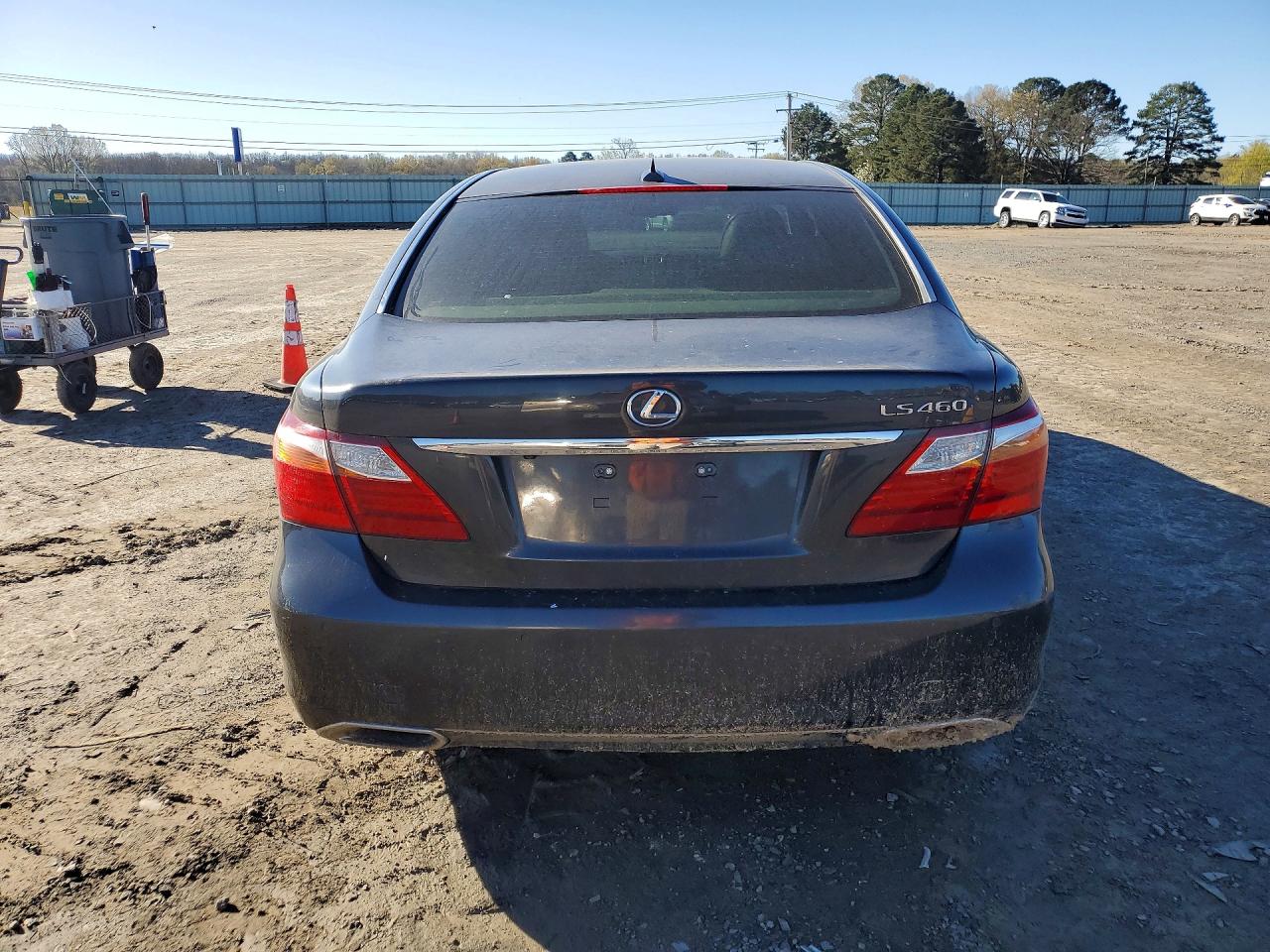 Lexus LS Base