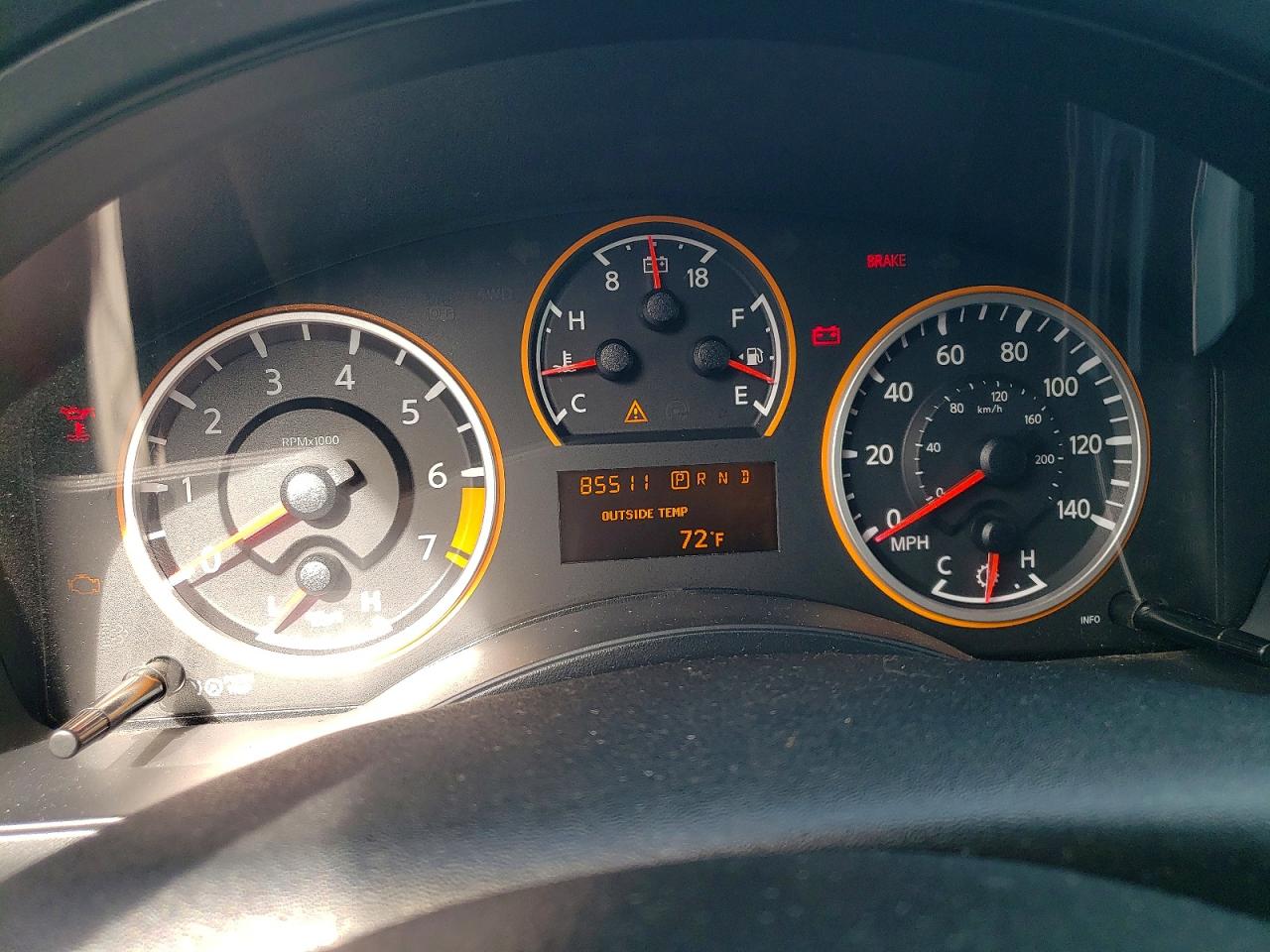Nissan Armada Sv