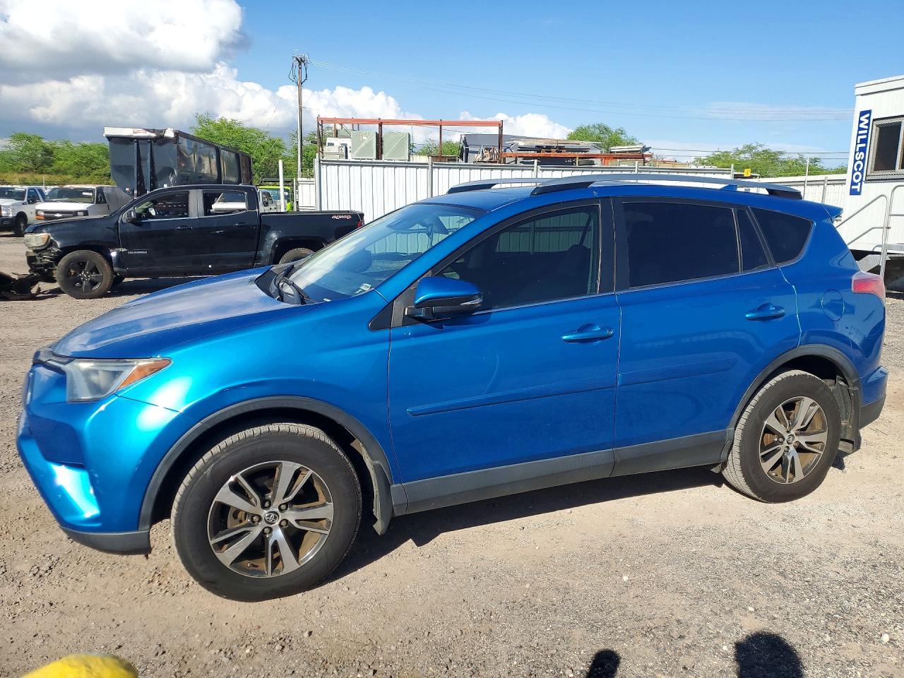 Salvage Toyota RAV4 Image