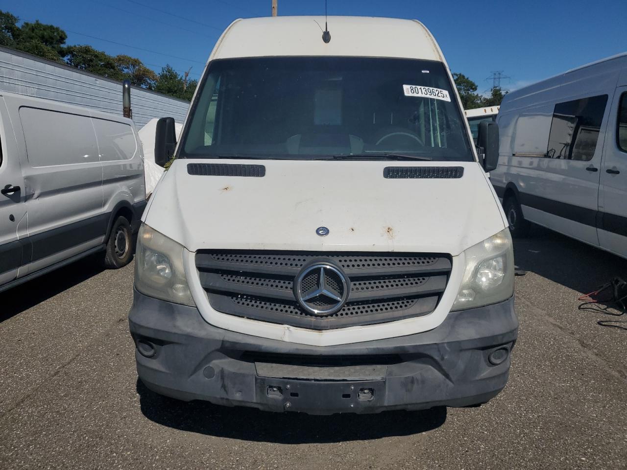 Mercedes-Benz Sprinter 2500