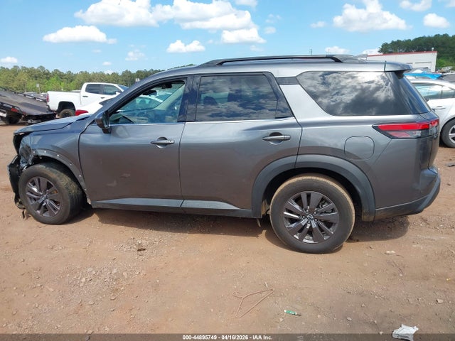 Nissan Pathfinder Sv 2wd