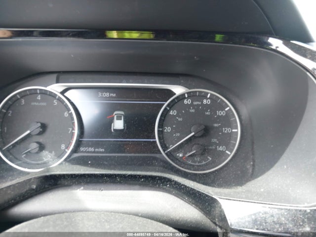 Nissan Pathfinder Sv 2wd