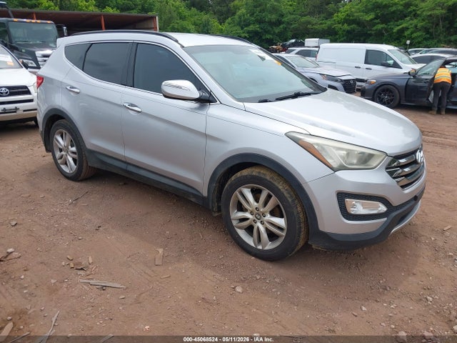 Salvage Hyundai SANTA FE Image