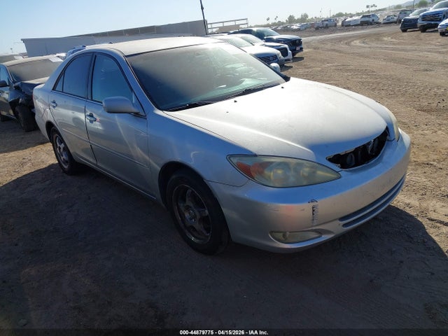 Salvage Toyota Camry Image