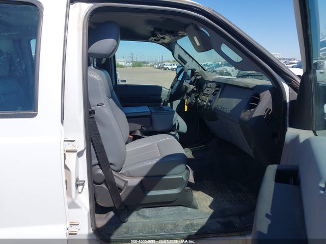 Ford F-350 Xl