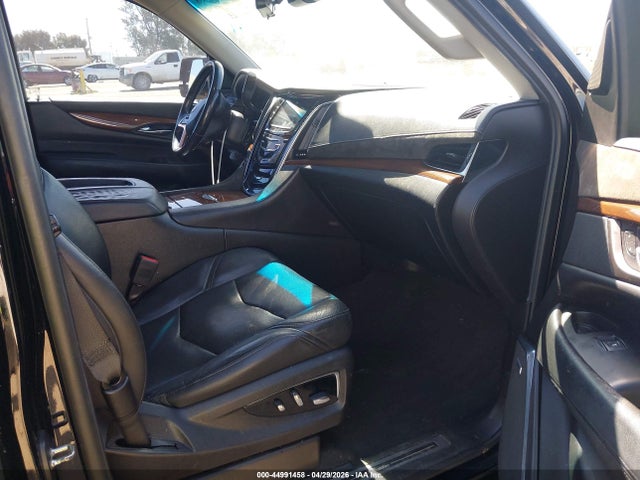 Cadillac Escalade Luxury