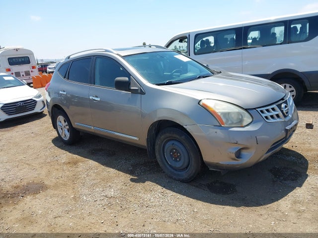 Salvage Nissan Rogue Image