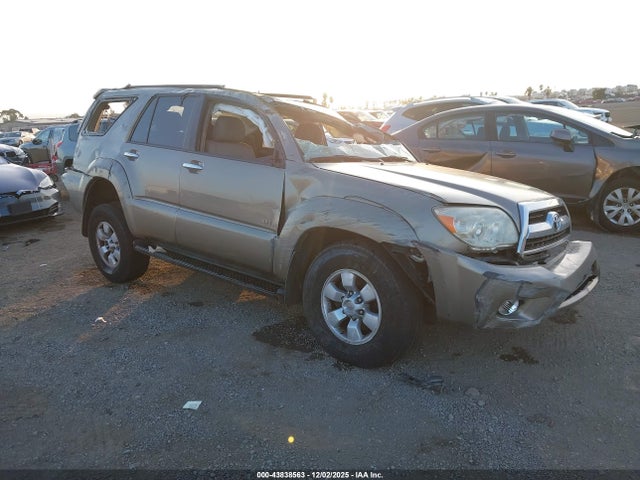 Salvage Toyota 4Runner Image