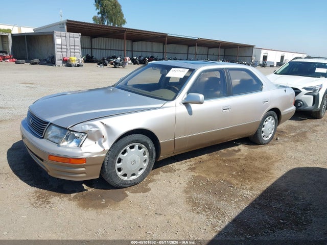 Lexus LS 400