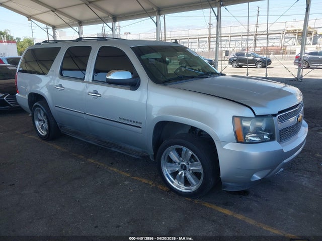 Salvage Chevrolet Suburban 1500 Image