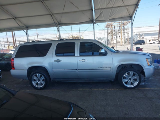 Chevrolet Suburban 1500 Ltz