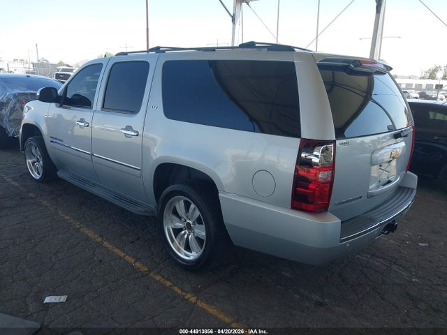 Chevrolet Suburban 1500 Ltz
