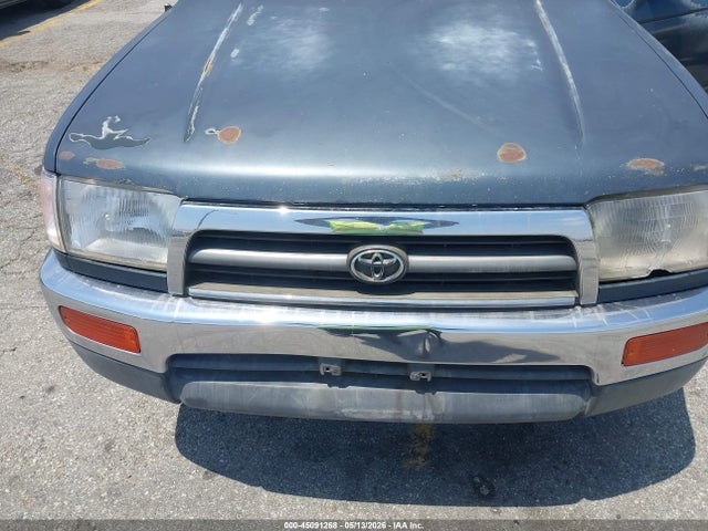 Toyota 4Runner Sr5