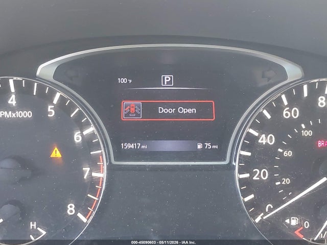Nissan Pathfinder Sv