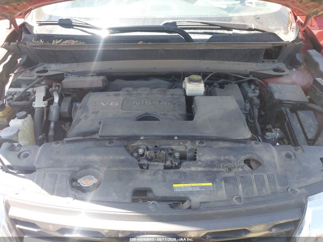 Nissan Pathfinder Sv