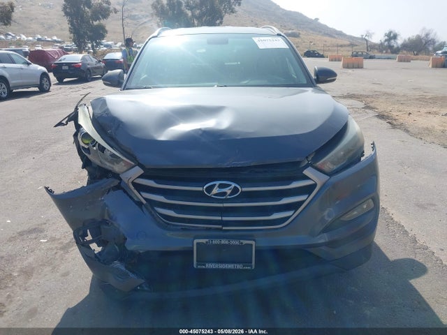 Hyundai TUCSON Se Plus