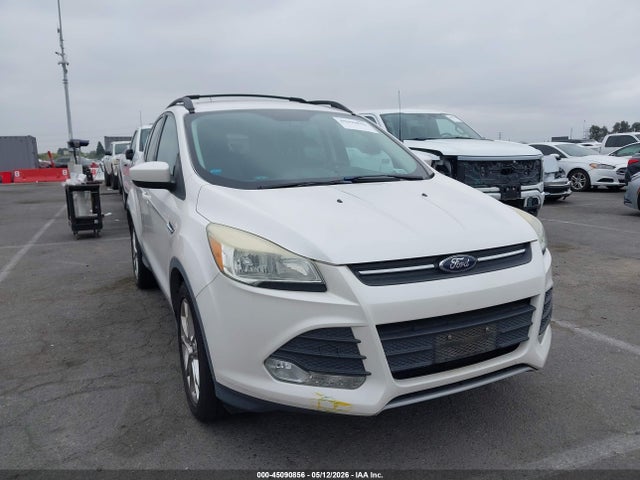 Salvage Ford Escape Image
