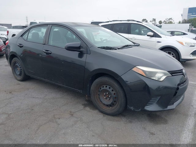 Salvage Toyota Corolla Image