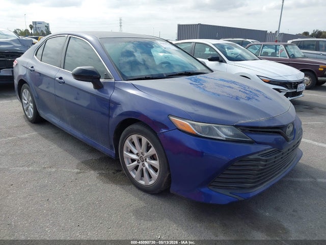 Salvage Toyota Camry Image
