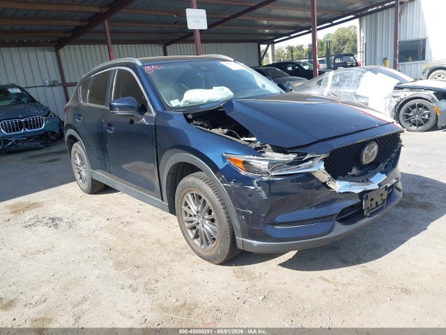 Salvage Mazda Cx Image