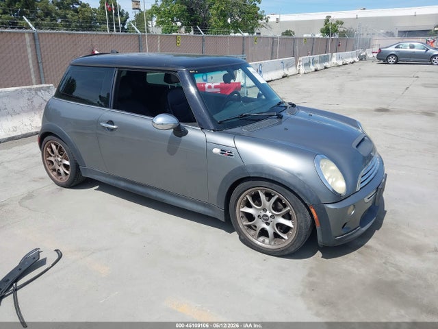Salvage MINI Cooper S Image
