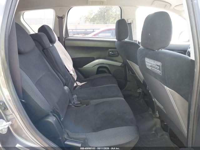 Mitsubishi Outlander Xls