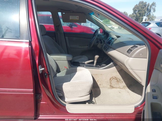 Toyota Camry Le