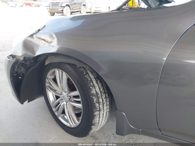 INFINITI G37 Journey