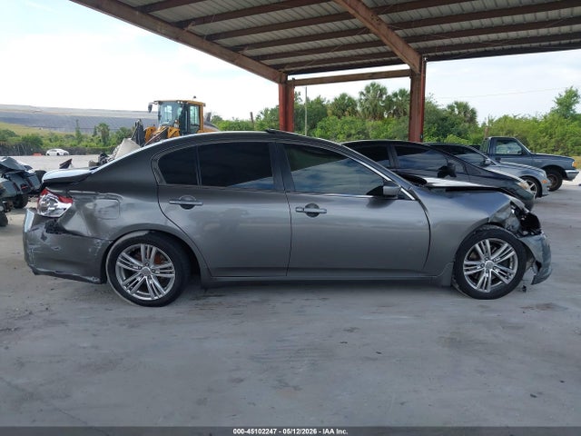 INFINITI G37 Journey
