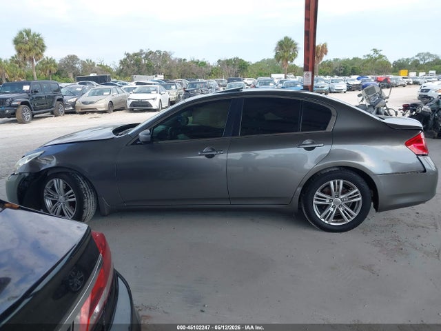 INFINITI G37 Journey