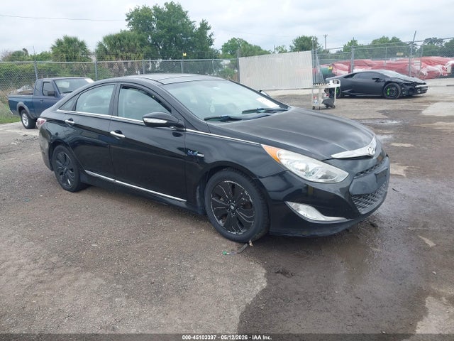 Salvage Hyundai SONATA Image