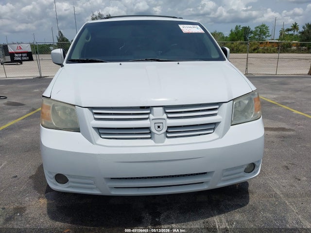 Dodge Grand Caravan Sxt