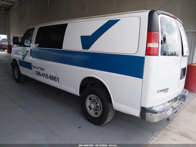 Chevrolet Express Lt