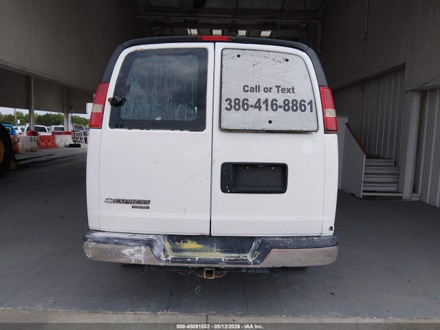 Chevrolet Express Lt