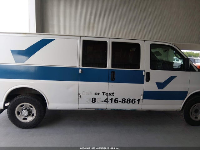 Chevrolet Express Lt