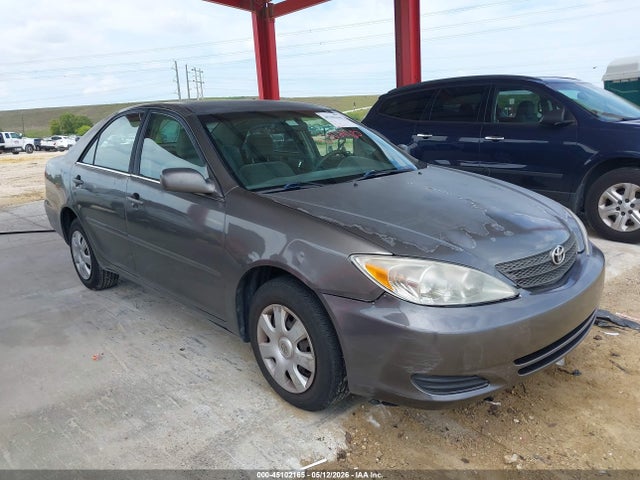 Salvage Toyota Camry Image