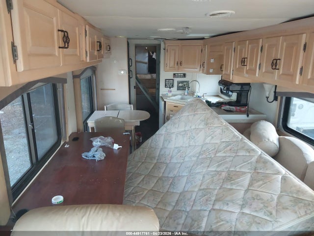 Spartan Motors Motorhome 4vz