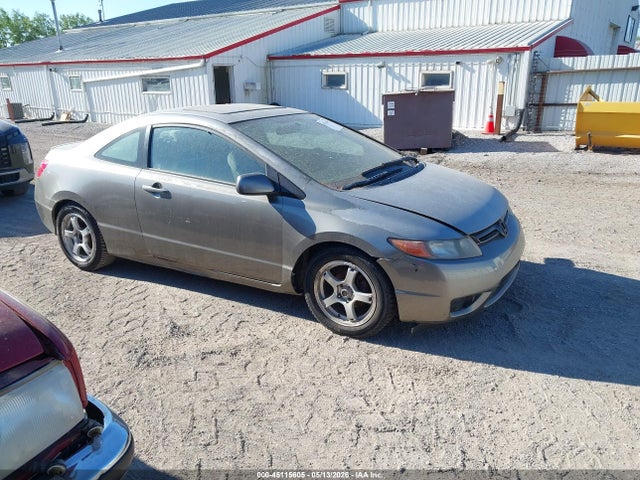 Salvage Honda Civic Image