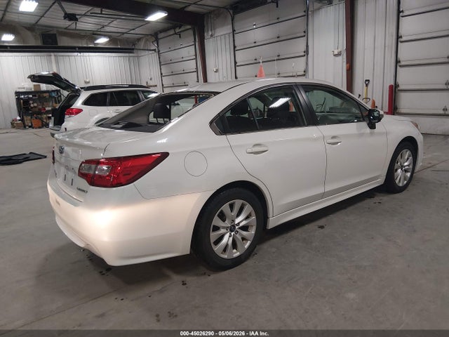 Subaru Legacy 2.5i Premium