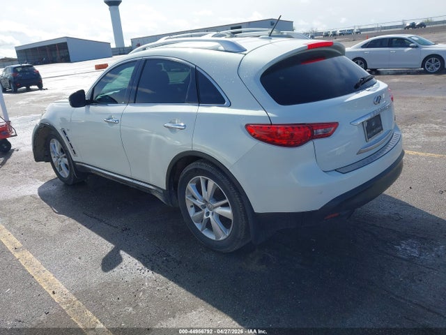 INFINITI Qx
