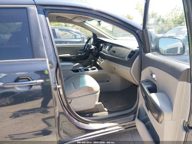 Kia Sedona Lx