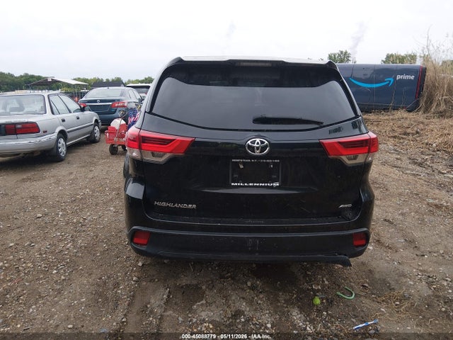 Toyota Highlander Le
